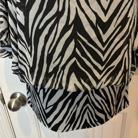 Coco Bianco zebra shirt - medium-very thin- - Picture 2 of 3